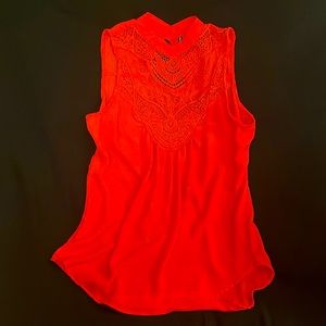 Women’s Sleeveless Top